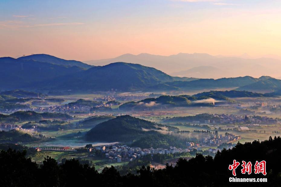 福建周宁现云海美景
